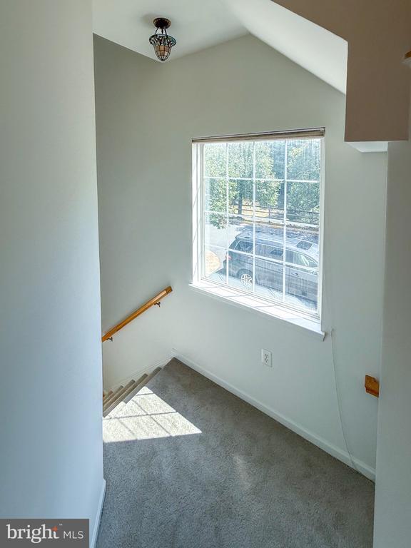 Building Photo - 21457 Tamarack Ridge Square