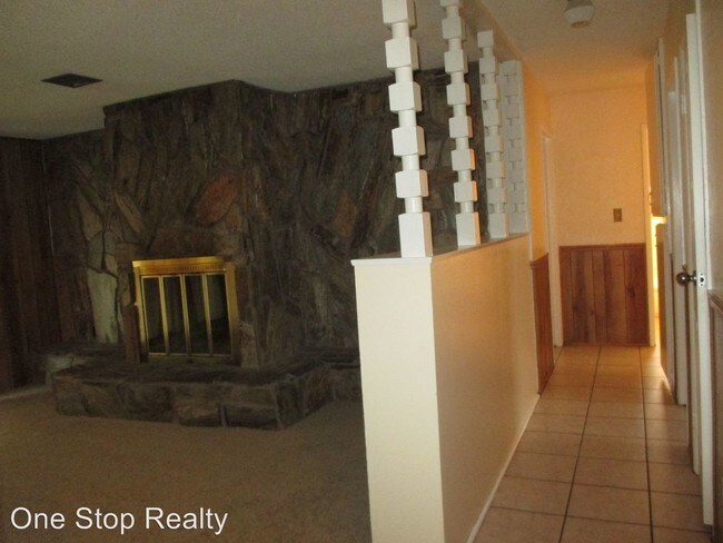 Foto del edificio - 3 br, 2 bath House - 5124 Lytton Ave