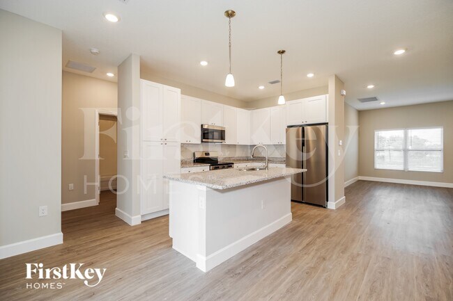 Foto del edificio - 1037 Garvey Rd