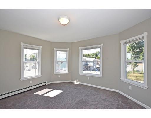 Primary Photo - 168 Central St