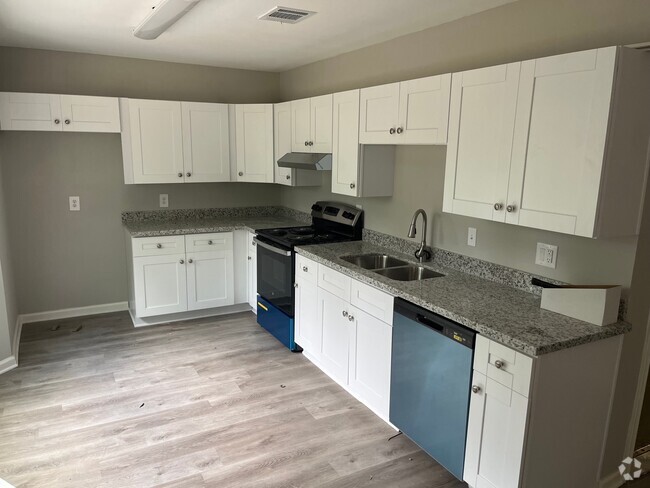 Brand New Cabinets, Countertops, and ppliances - 2411 Scott St