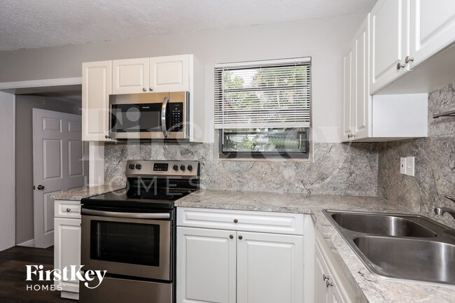 Foto del edificio - 2921 NW 157th Terrace