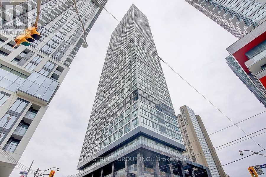 Photo principale - 181-1181 Dundas St E