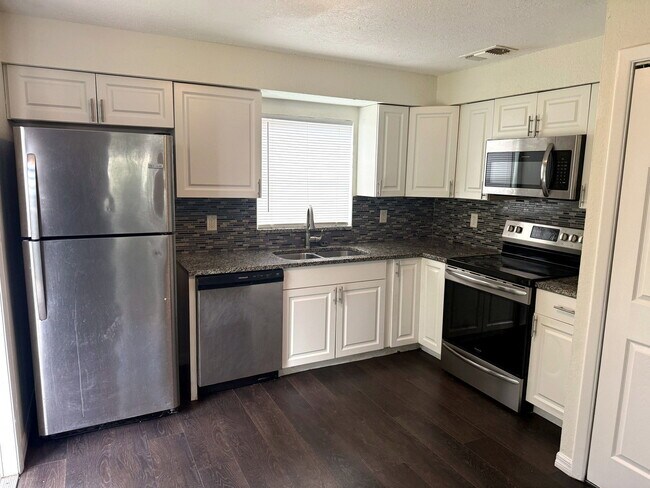 Photo - 11901 North Taliaferro Avenue Apartment