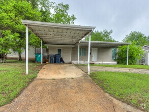 Building Photo - 4205 NE 16th Terrace