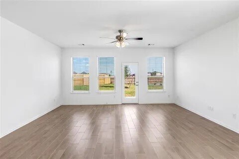 Foto del edificio - 2092 Terra Rose Dr