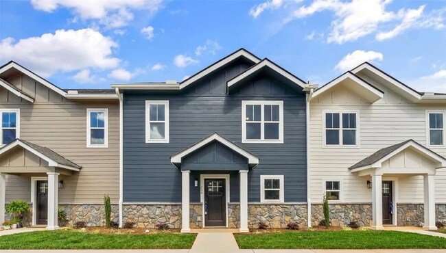 Foto del edificio - 204 Beacon Ave