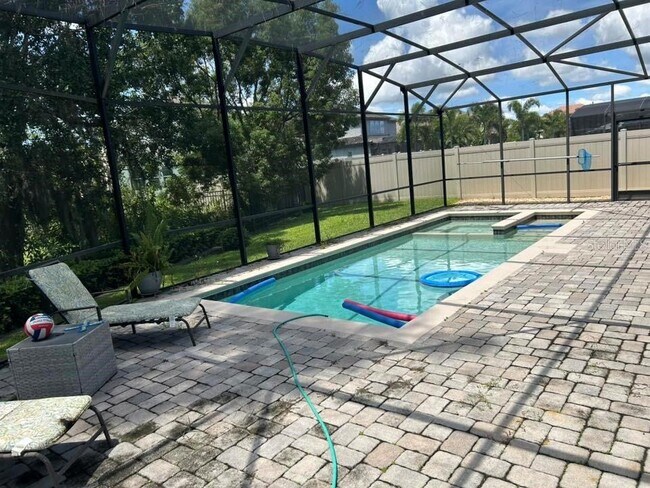 Foto del edificio - 3318 Preserve Dr