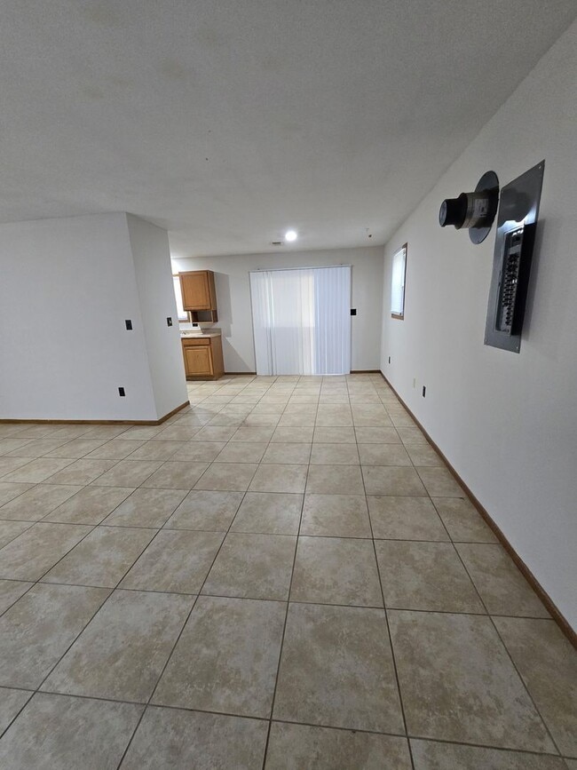 Foto del edificio - 3813-3815 Hinkson Creek Rd.