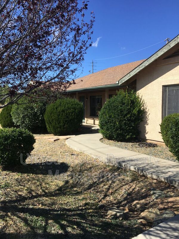 3828 Vickie Ct Unit B, Prescott Valley, AZ 86314 Condo for Rent in