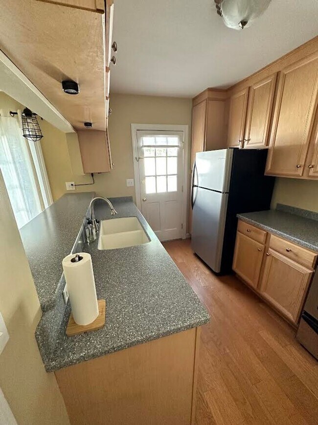 Foto del edificio - 305 Hanover Arms Ct