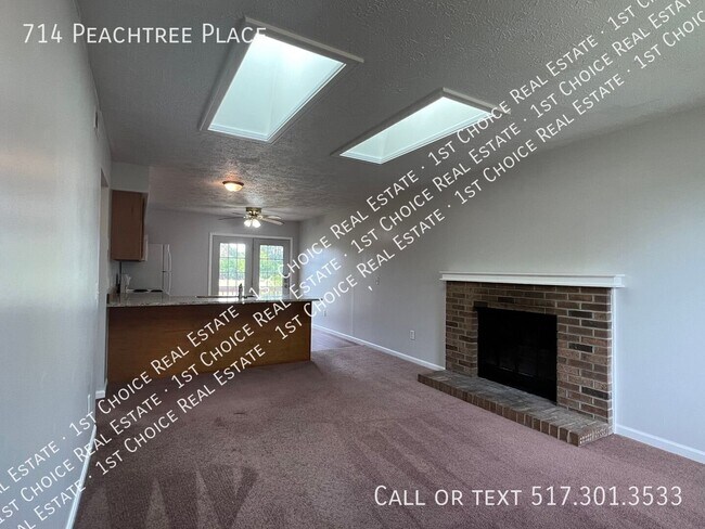 Building Photo - 714 Peachtree Pl
