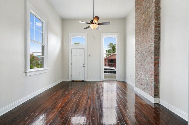 Foto del edificio - 1620 Marigny St