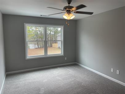 Foto del edificio - 333 Pond View Rd