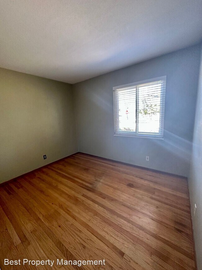 Building Photo - 3 br, 2 bath House - 4792 Mowry Ave.