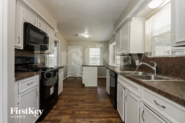 Foto del edificio - 24023 Spring Mill Ln