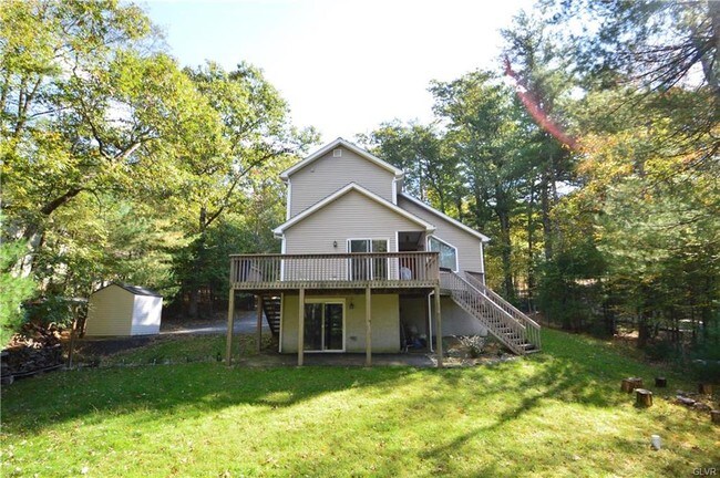 Building Photo - 152 Beach Ln