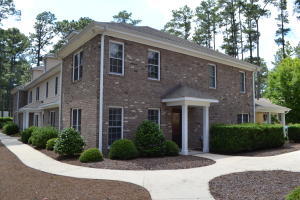Foto del edificio - 401 Longwood Place