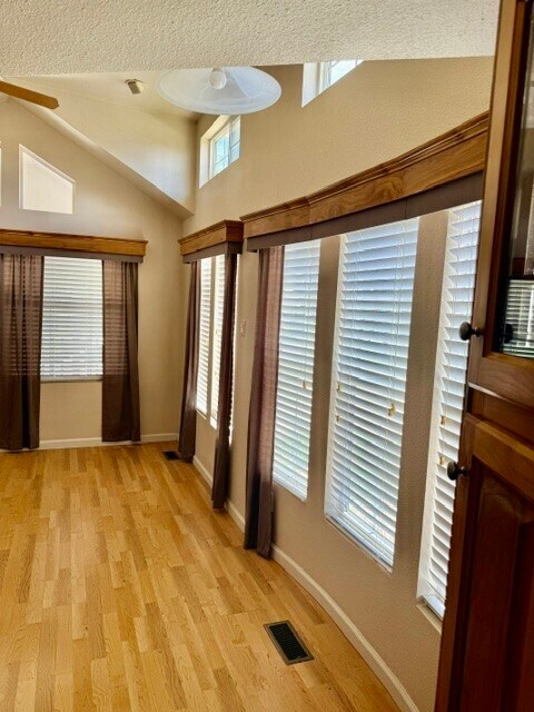 Foto del edificio - 18773 Forest Ln Cir