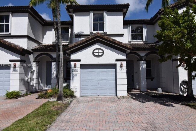 Building Photo - 7848 NW 114th Path