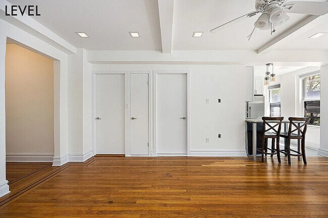 Foto del edificio - 200 W 108th St