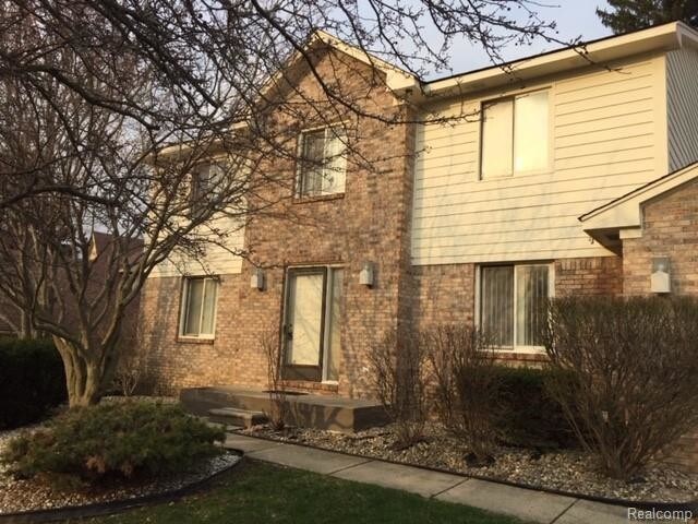 Foto principal - 31054 Evergreen Ct