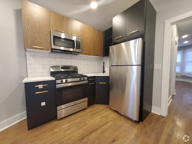 Building Photo - 485 Mercer St