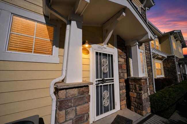 Building Photo - 9441 Ashbury Cir