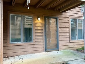 Building Photo - 1839 J Julian Ln