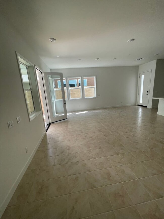 Building Photo - 3 Br/2bth -  GREAT PARK NEIGHBORHOOD - ONE STORY