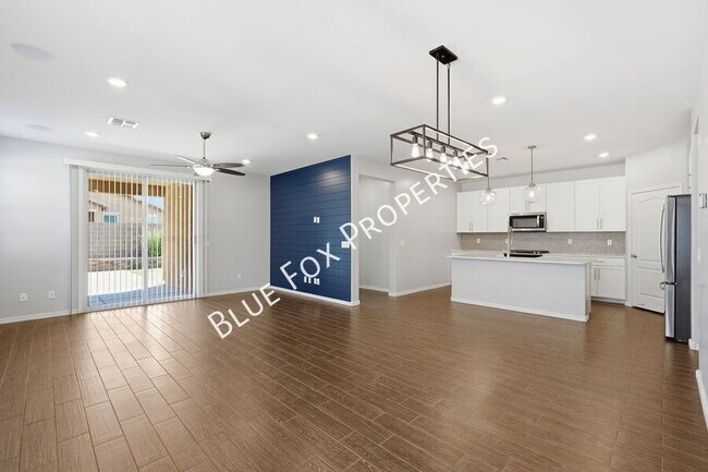 Foto del edificio - 8670 N Genoa Ct