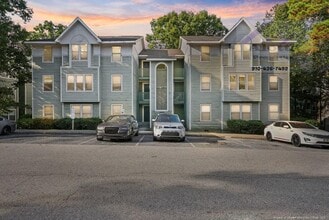 Building Photo - 6800 Willowbrook Dr