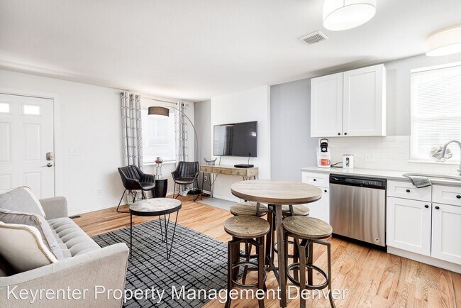 Foto del edificio - 2 br, 1 bath House - 2411 Tremont Place