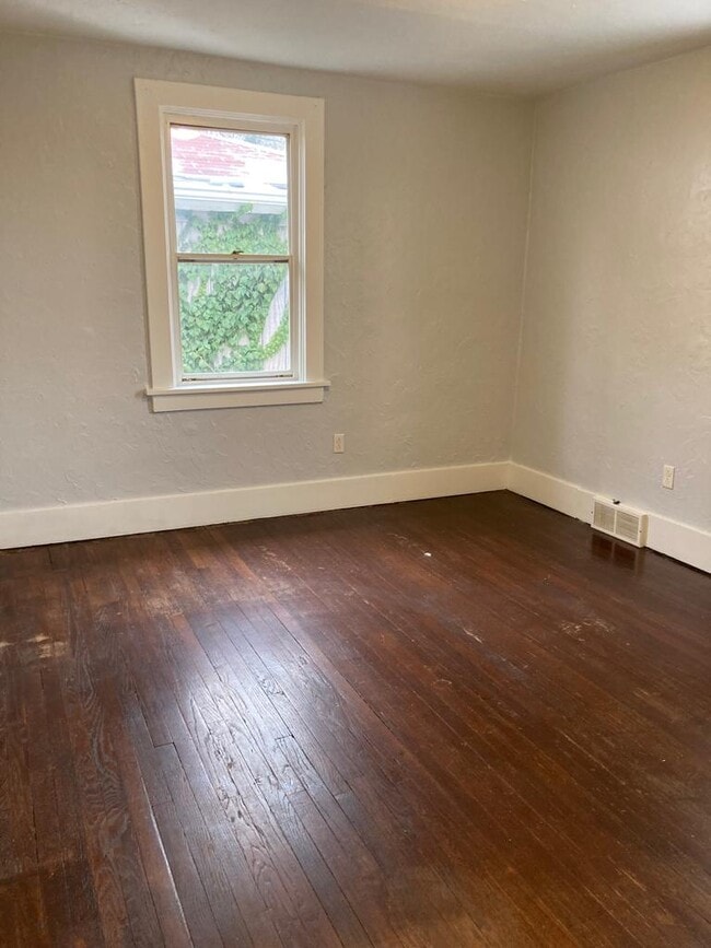 Foto del edificio - 2313 Vodeli St