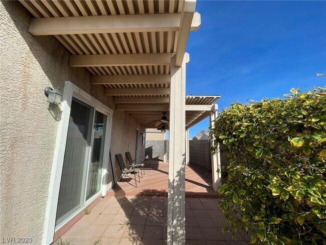 Foto del edificio - 5139 Mineral Lake Dr