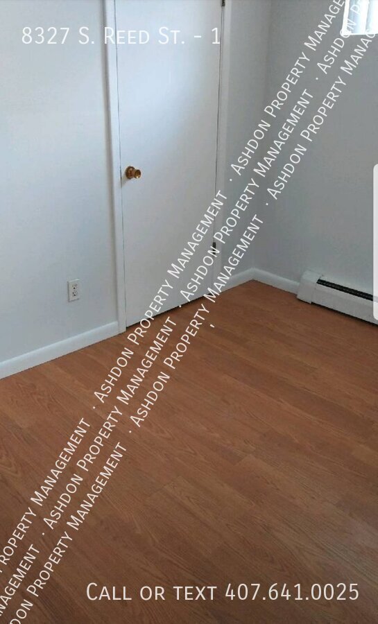 Foto del edificio - 8327 S Reed St