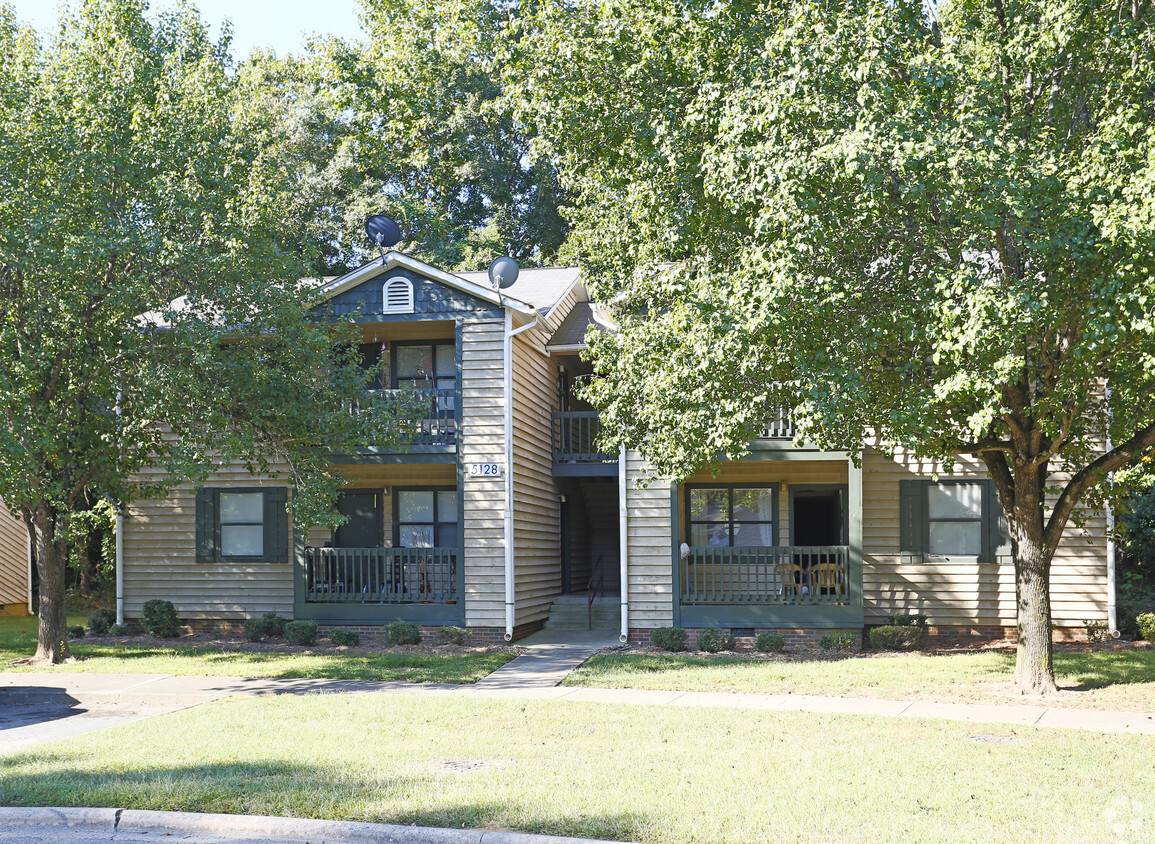 Primary Photo - Valleyview Apartments