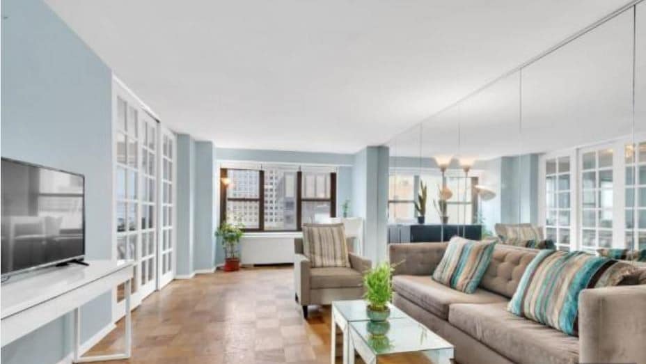 Large Living Space - 220 W 57th St