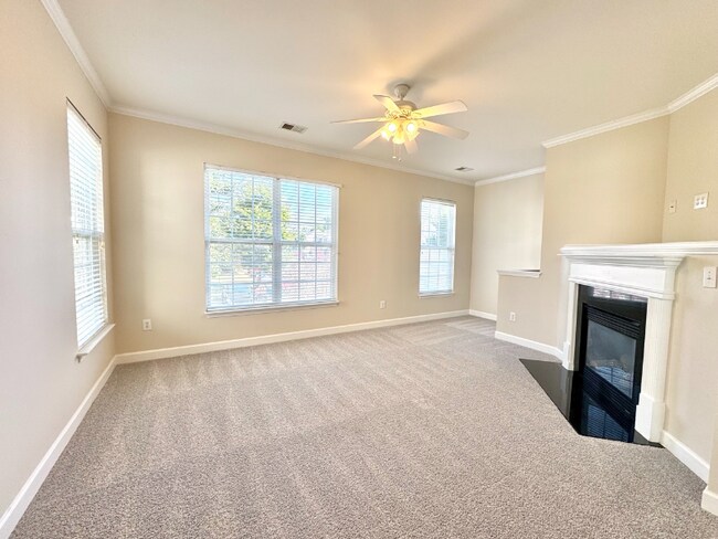 Foto del edificio - 3927 Tarrant Trace Cir