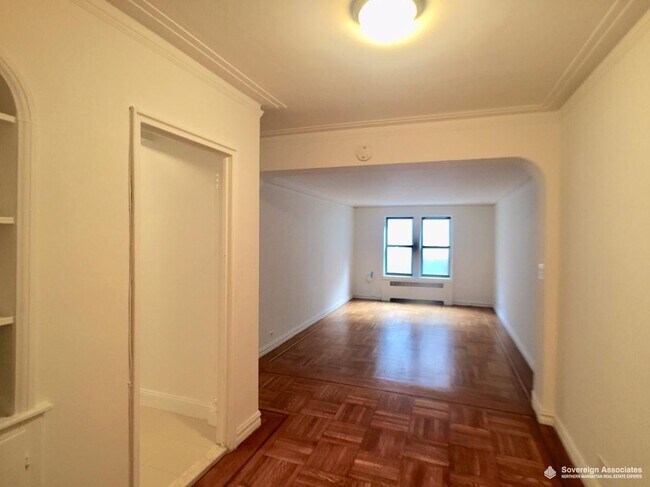 Foto del edificio - 600 West 218th Street