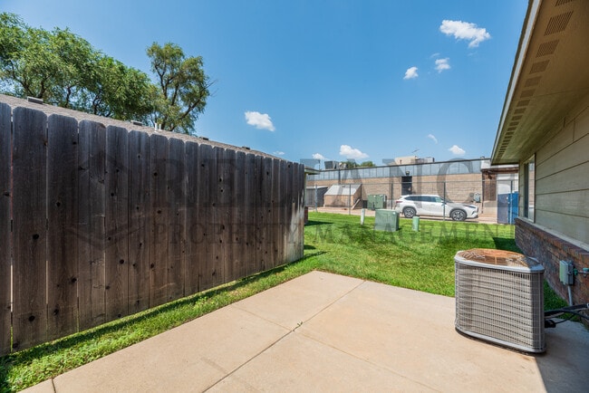 Foto del edificio - 4206 Newell St