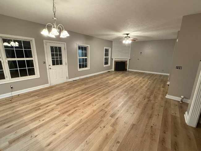 Building Photo - 314 Vineland Pl Dr