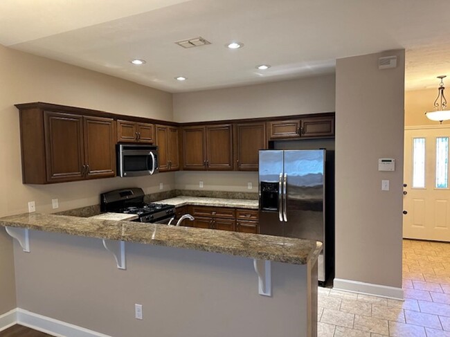 Building Photo - 1013 Chase Creek Cir