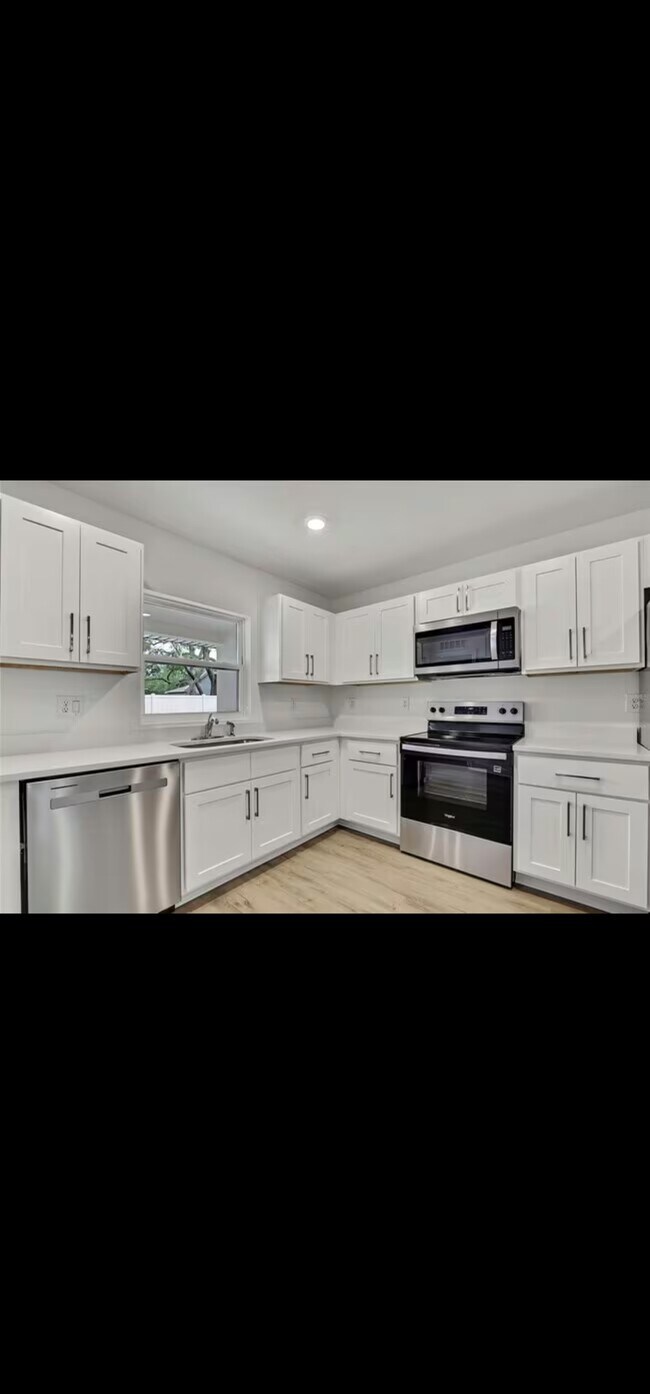 Foto del edificio - 4121 Jason Rd