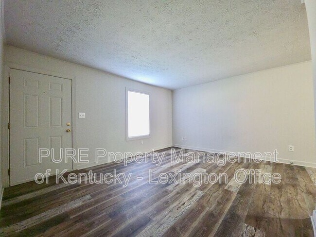 Foto del edificio - 164 Landings Dr