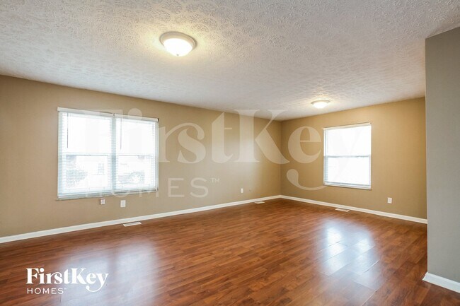 Foto del edificio - 9570 Gemini Dr