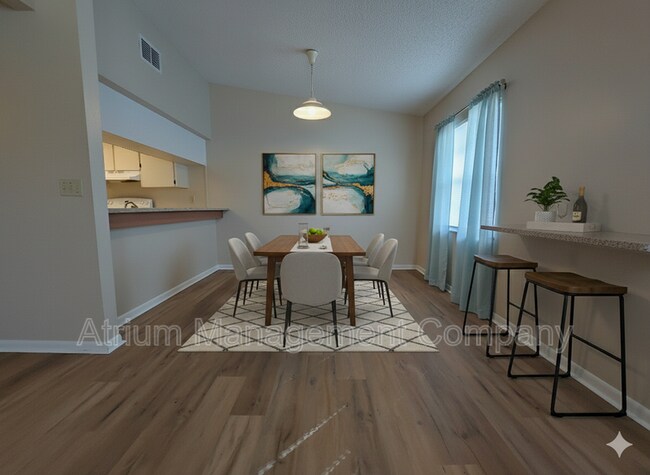 Foto del edificio - 1906 Crystal Grove Dr