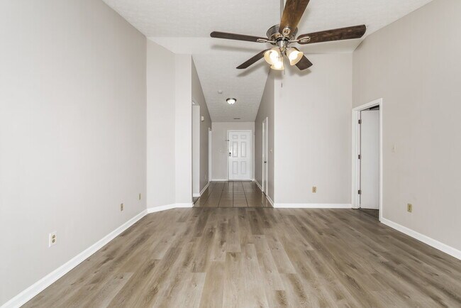 Foto del edificio - 12719 Spurrington Way