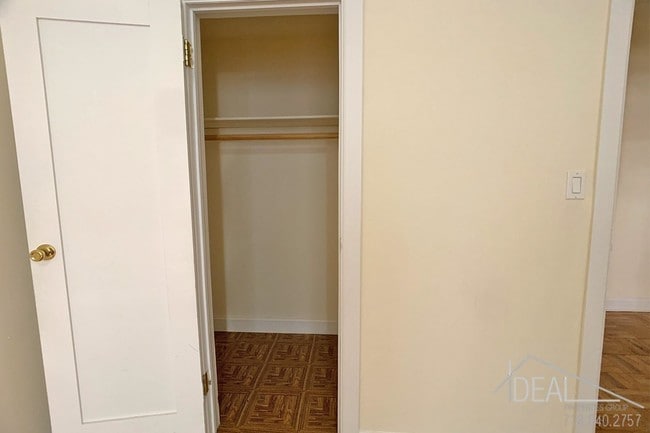 Building Photo - Lovely 1 BR in Bensonhurst!