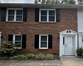 Building Photo - 5902 King Charles Ct